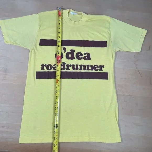 Vintage 70s yellow tshirt o'dea roadrunner tag size large - Picture 8 of 10